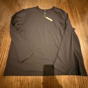 SKIMS Men's Dark Long Sleeve Tee